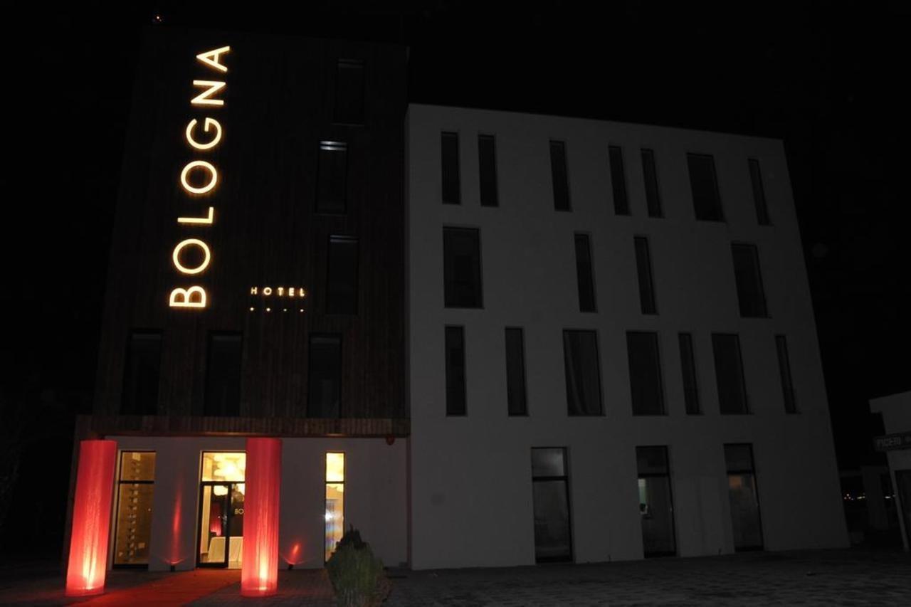Hotel Bologna Vlorë 외부 사진